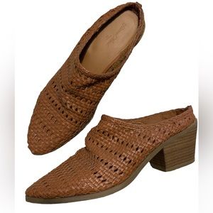 Brown woven mules
